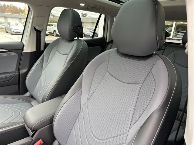 New 2026 Volkswagen Tiguan SE AWD/4WD image 12