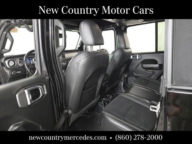 Used 2021 Jeep Gladiator Sport AWD/4WD image 17