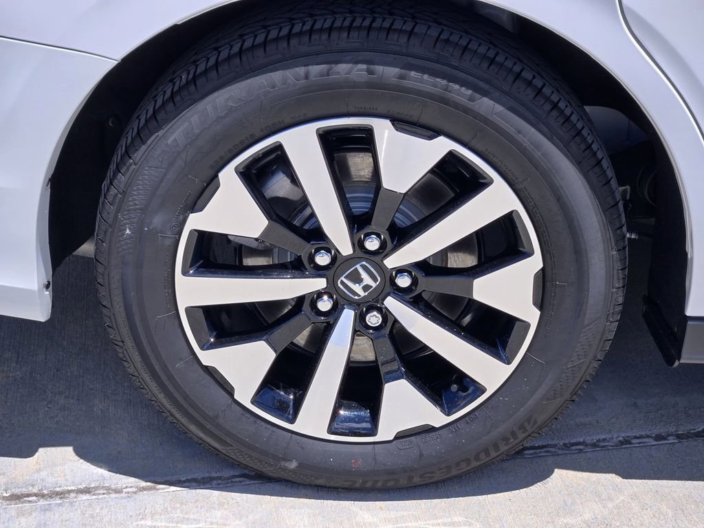 Certified 2026 Honda Odyssey EX-L image 10