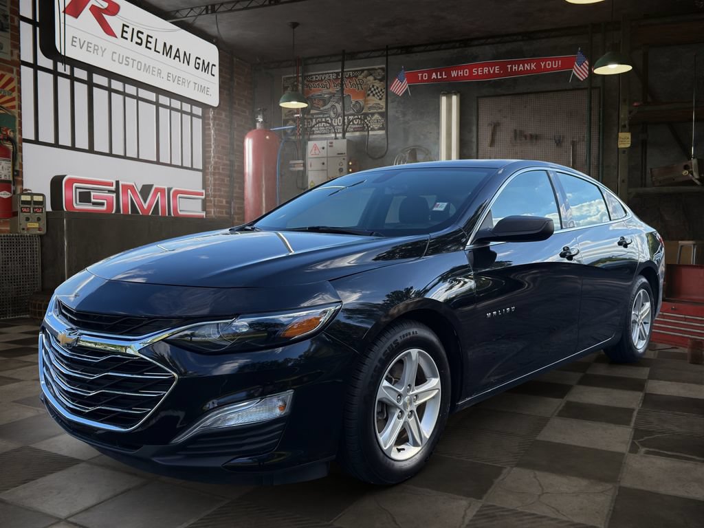 Certified 2020 Chevrolet Malibu LS FWD image 1