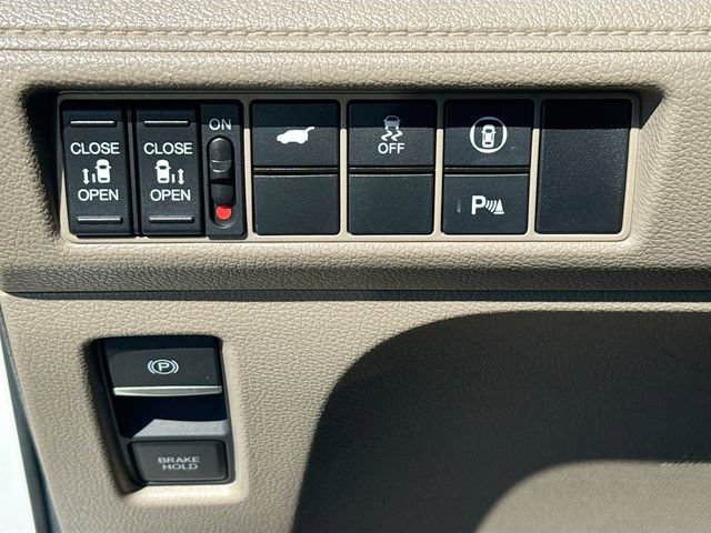 Certified 2024 Honda Odyssey Elite image 10