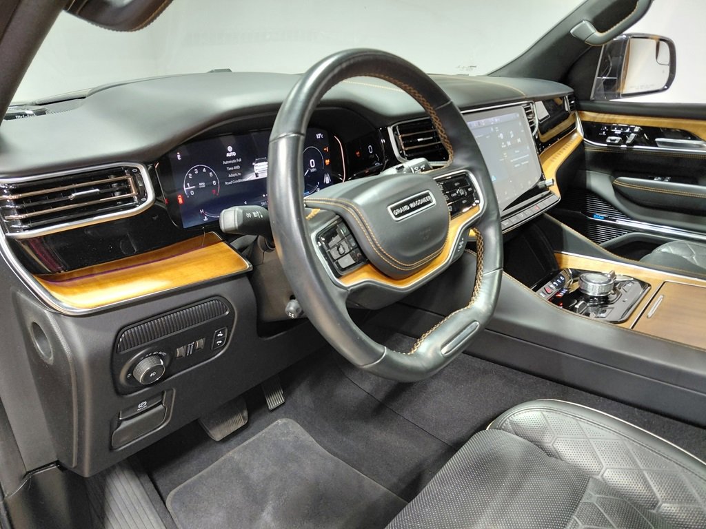 Used 2022 Jeep Grand Wagoneer Series III image 26
