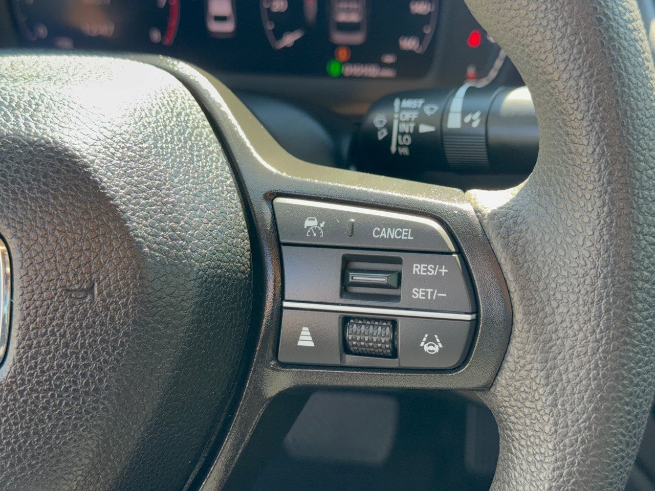 Certified 2025 Honda Accord SE image 19