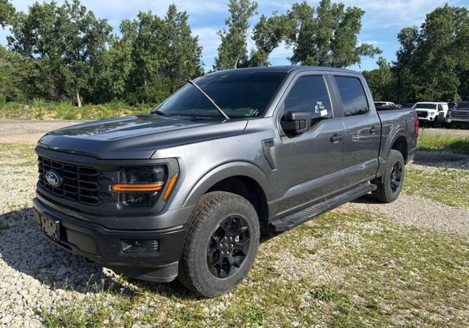Used 2024 Ford F150 STX w/ Equipment Group 201A FX4 AWD/4WD image 9