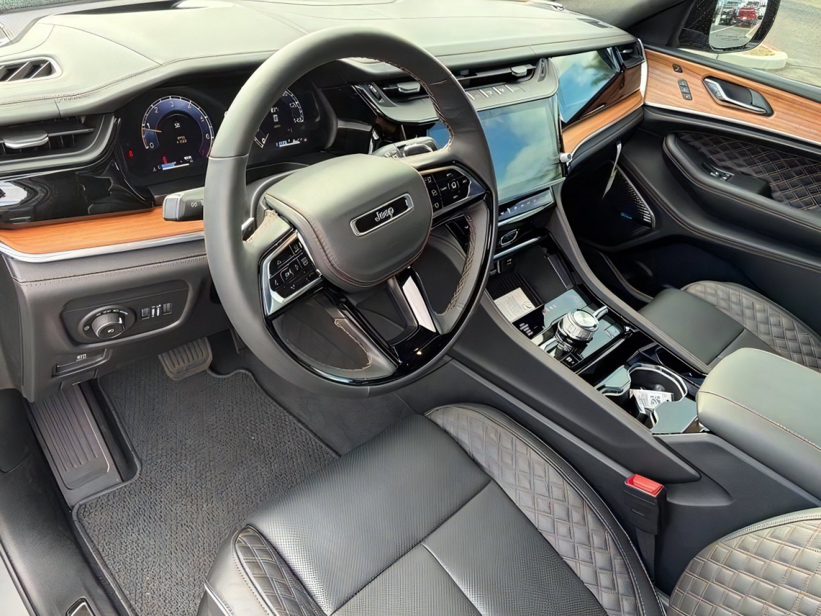 New 2027 Jeep Grand Cherokee Summit AWD/4WD image 16