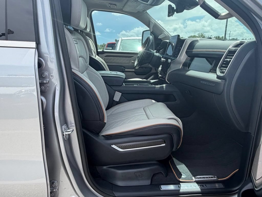 Used 2025 RAM 1500 Tungsten w/ Off Road Group AWD/4WD image 53