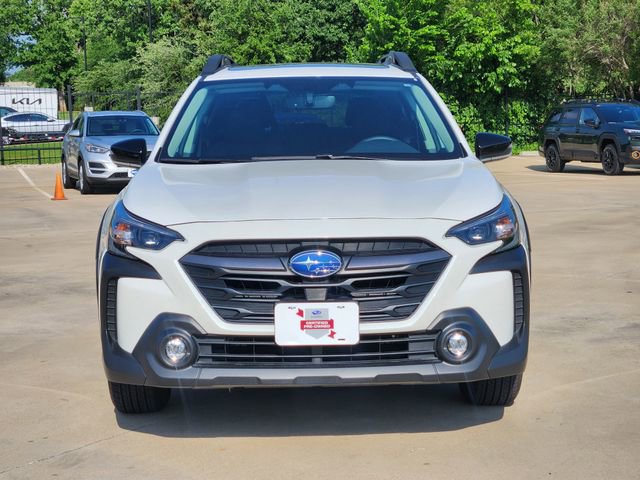Certified 2025 Subaru Outback Premium AWD/4WD image 2