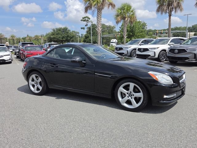 Used 2015 Mercedes-Benz SLK 250 w/ Premium Package image 2