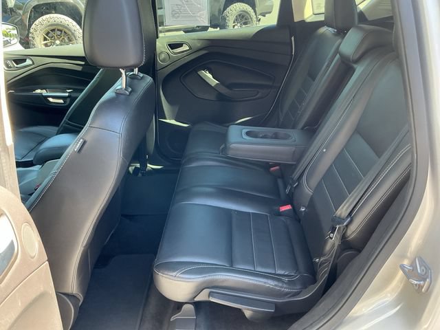 Used 2015 Ford C-MAX Energi SEL w/ Equipment Group 302A FWD image 22