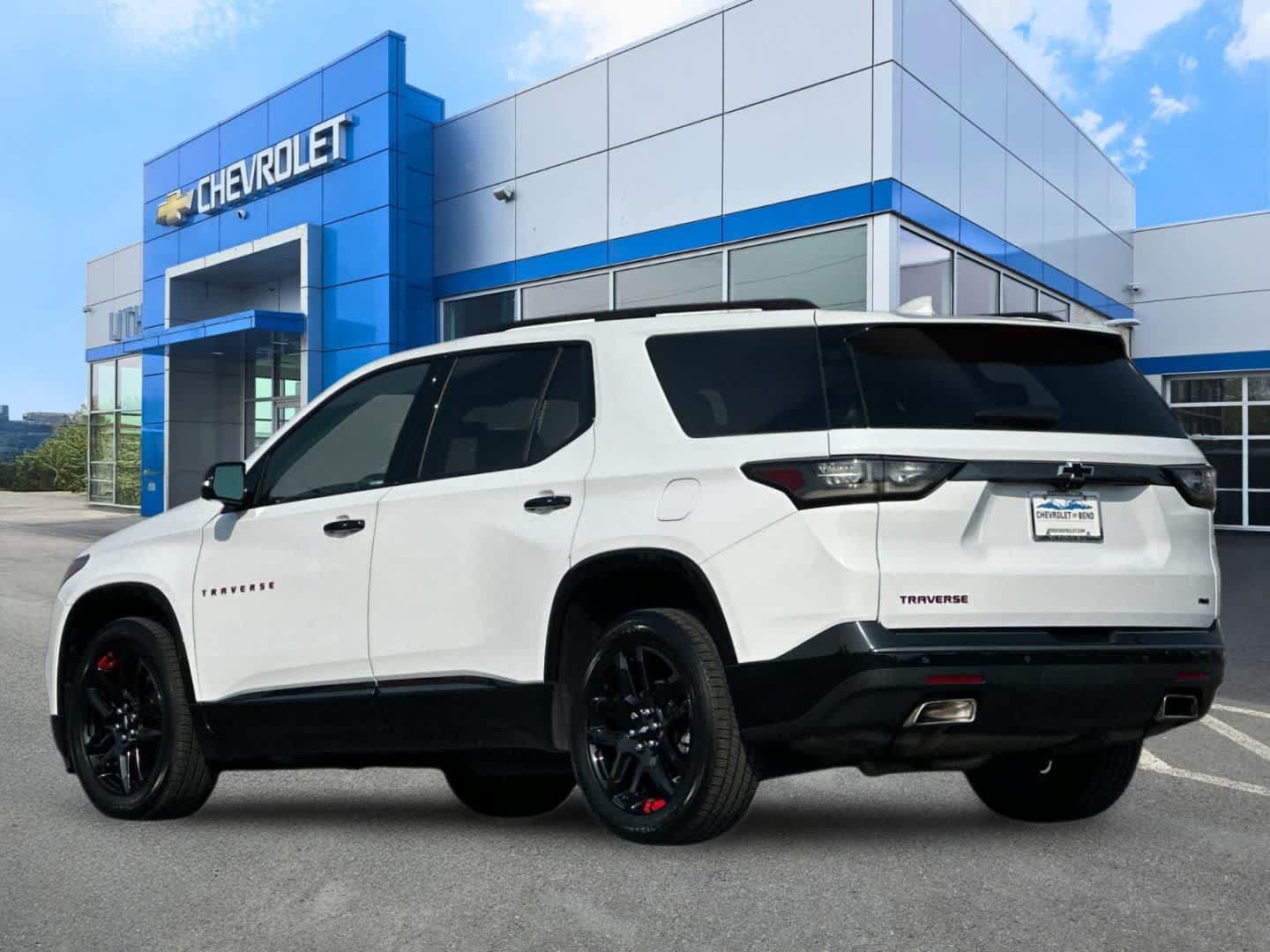 Used 2020 Chevrolet Traverse Premier w/ Redline Edition AWD/4WD image 6