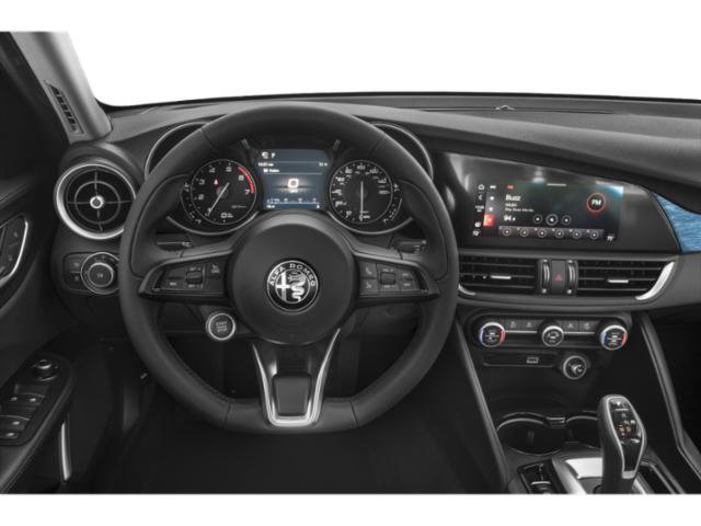 Used 2020 Alfa Romeo Giulia w/ Nero Edizione RWD image 9