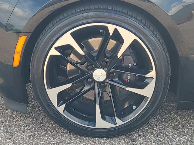 Used 2023 Chevrolet Camaro LT w/ Technology Package RWD image 10