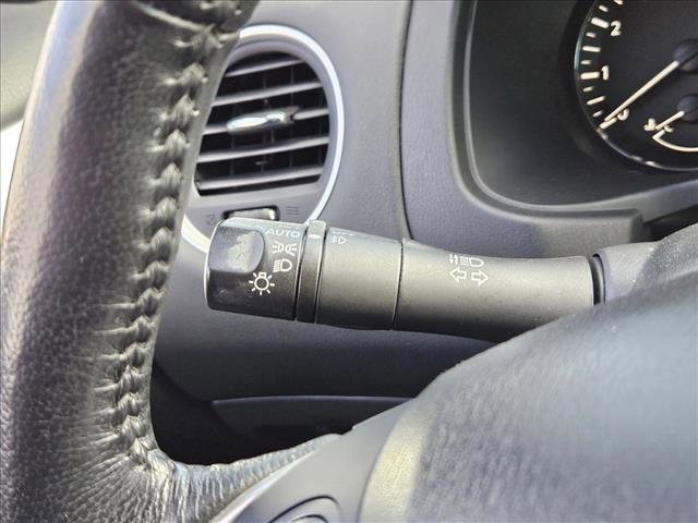 Used 2018 Nissan Pathfinder Platinum image 14