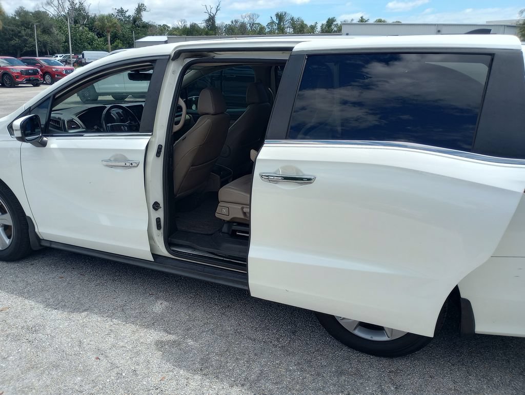 Used 2018 Honda Odyssey EX-L image 17