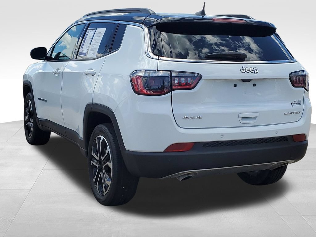 Used 2023 Jeep Compass Limited w/ Sun and Sound Group AWD/4WD image 4