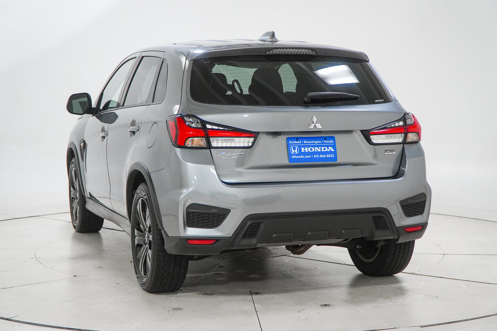 Used 2023 Mitsubishi Outlander Sport AWD image 8