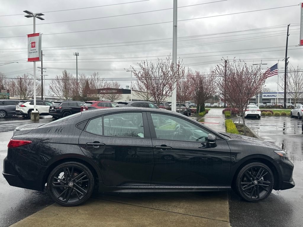 Used 2026 Toyota Camry Hybrid image 6