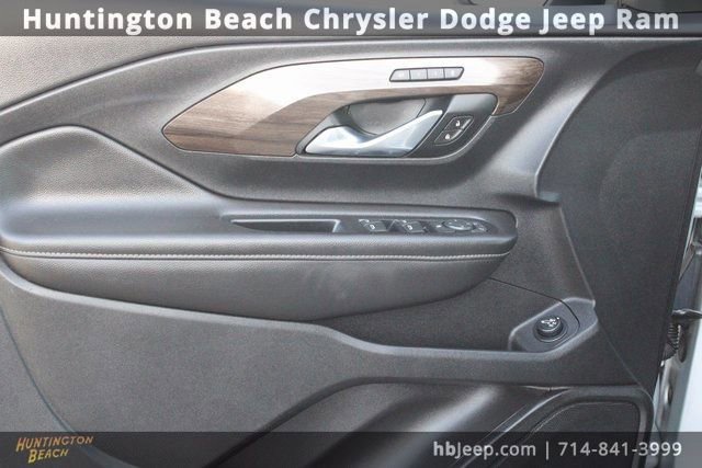 Used 2020 GMC Terrain Denali w/ Denali Premium Package image 10