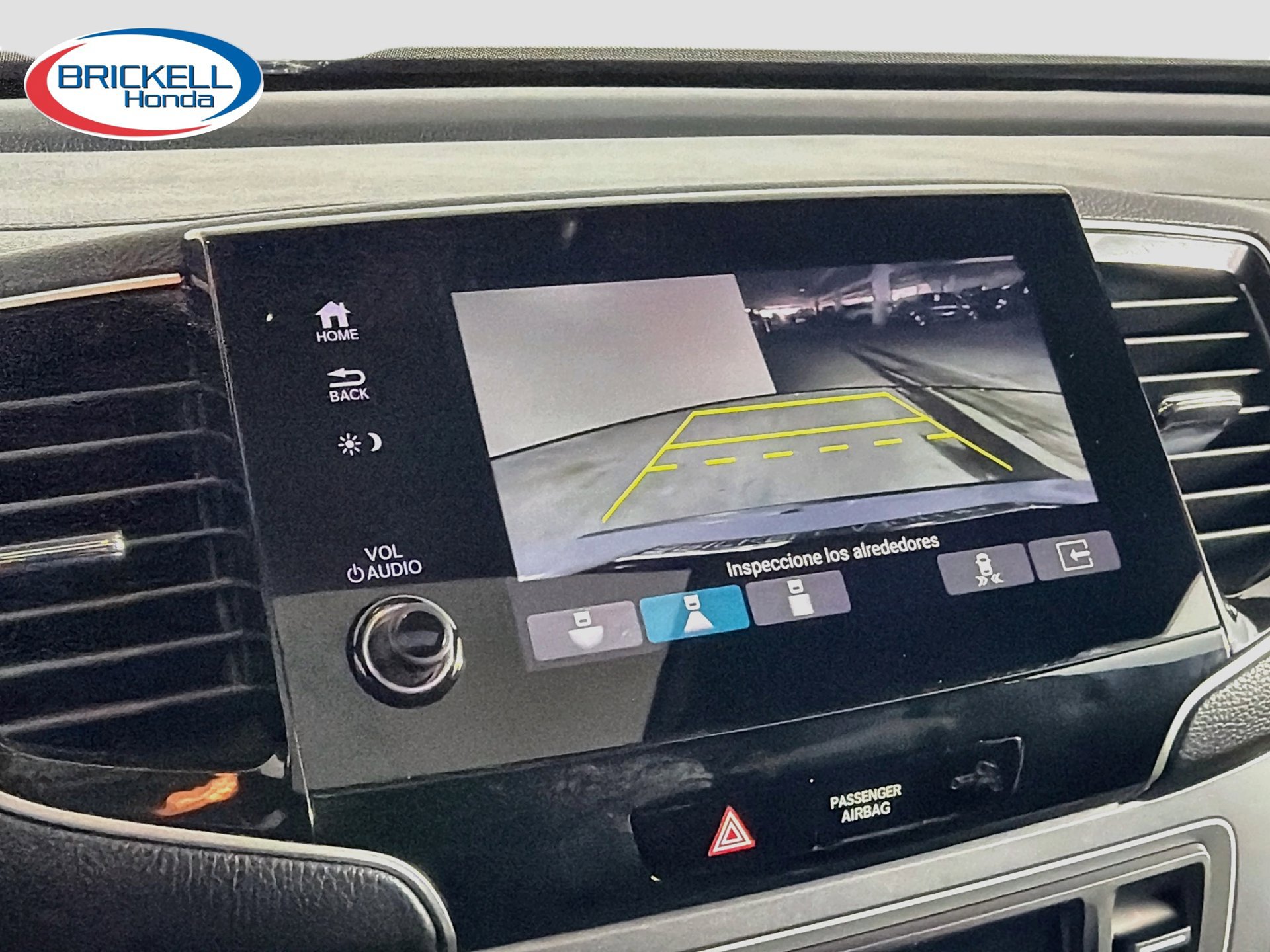 Used 2025 Honda Passport EX-L image 32