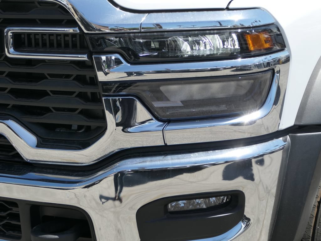 New 2026 RAM 5500 Tradesman w/ Chrome Appearance Group AWD/4WD image 9