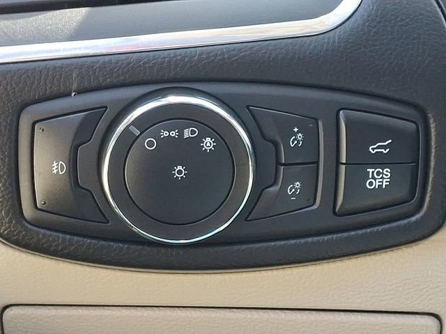 Used 2020 Ford Edge Titanium w/ Equipment Group 301A image 26