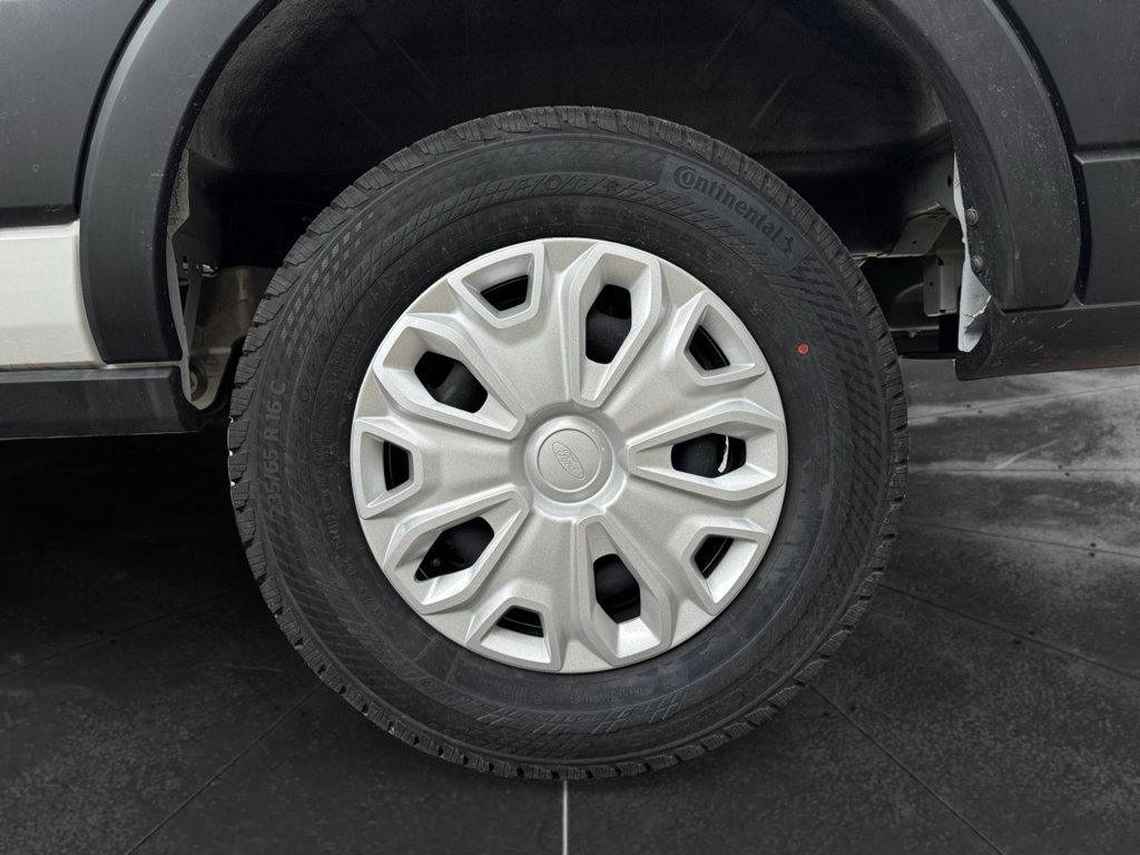 Used 2024 Ford E-Transit Low Roof RWD image 34