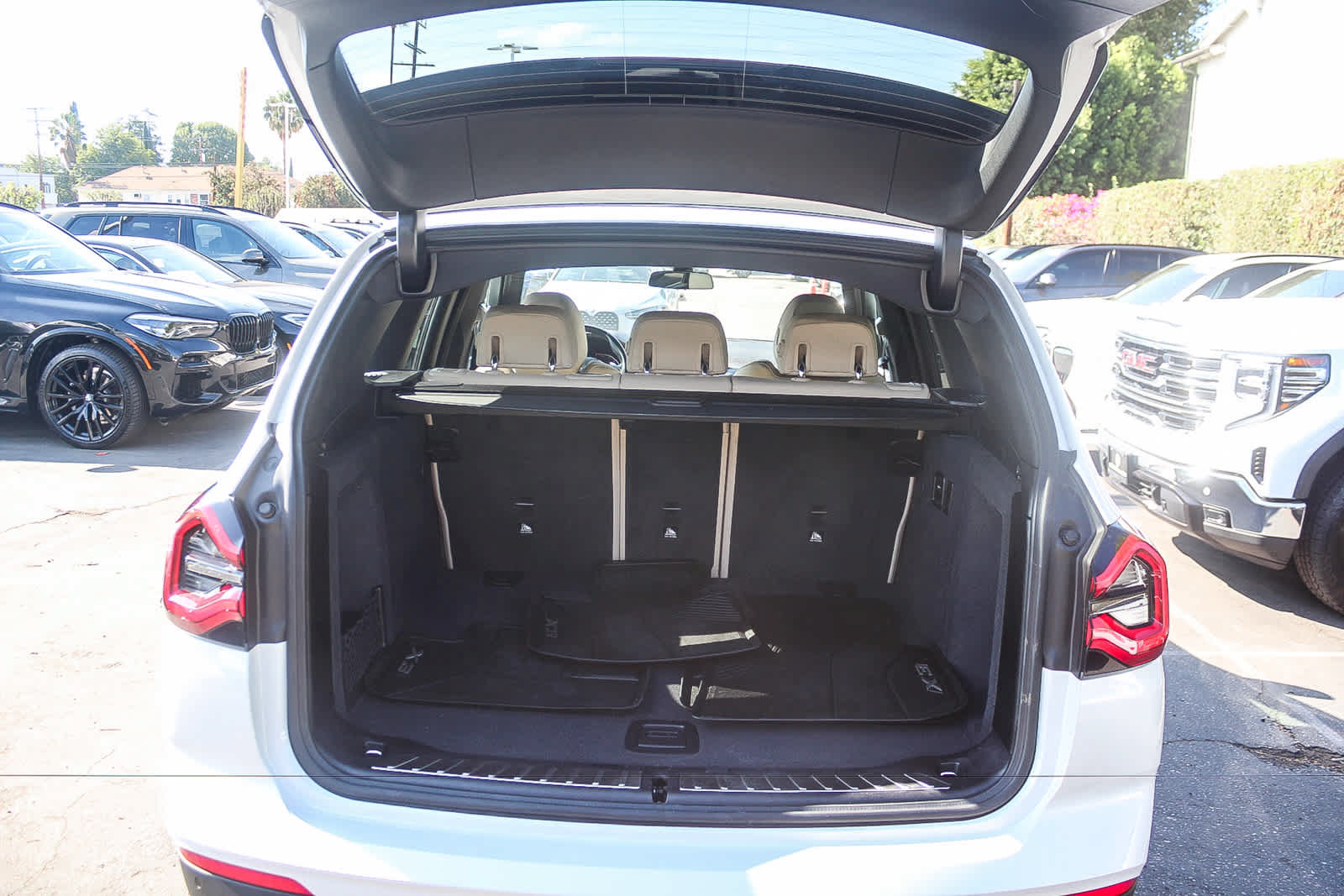 Used 2024 BMW X3 sDrive30i w/ Convenience Package RWD image 27