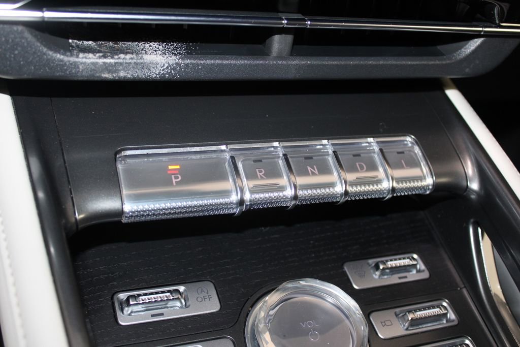 Used 2024 Lincoln Nautilus Reserve image 53