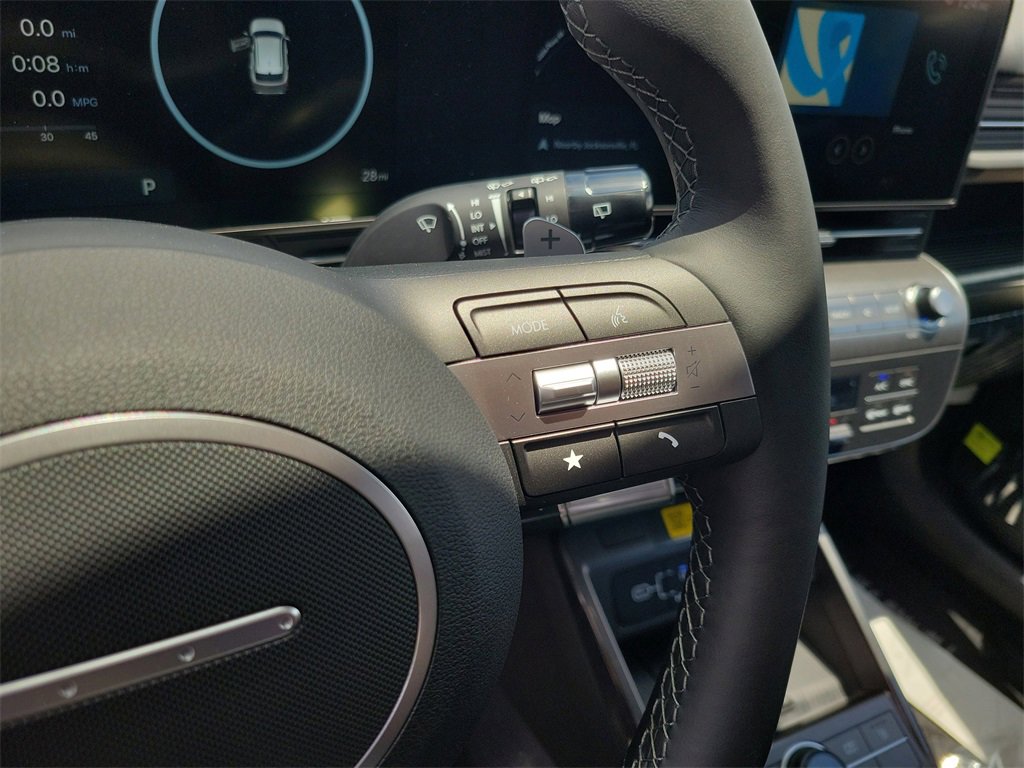 Used 2025 Hyundai Kona SEL image 14