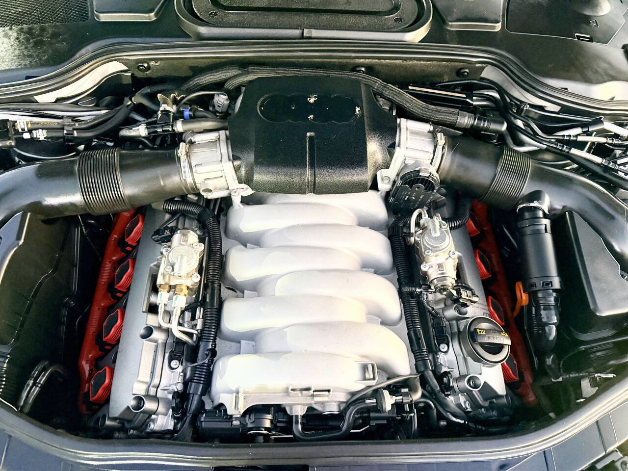 Used 2008 Audi S8 AWD/4WD image 42