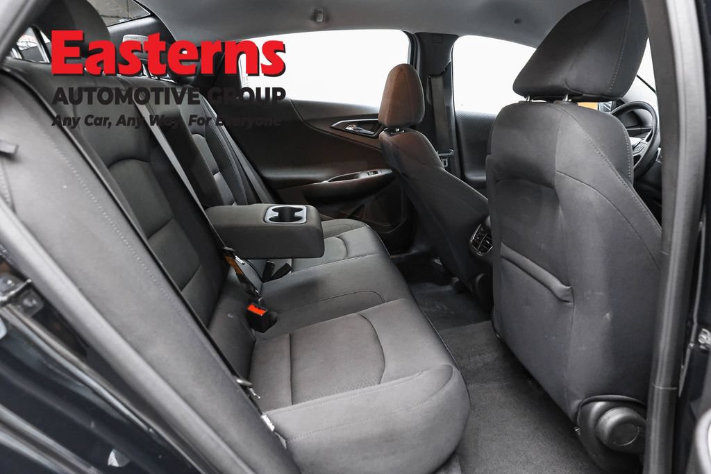 Used 2025 Chevrolet Malibu LT FWD image 24