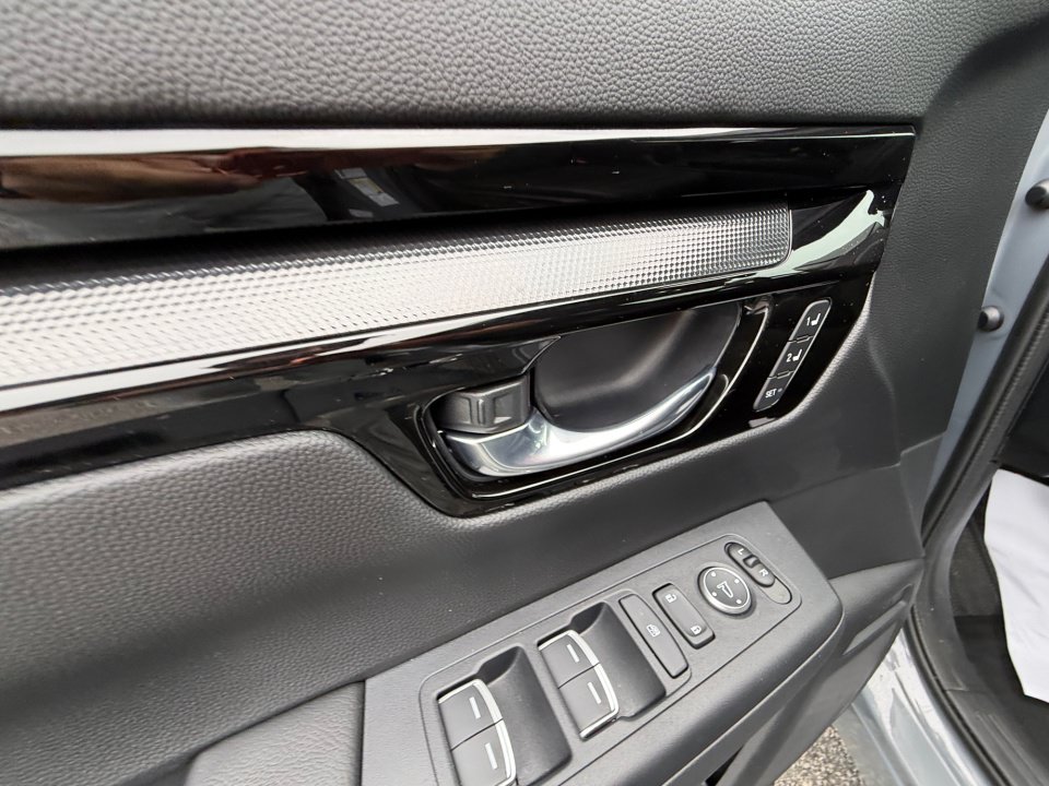 Used 2026 Honda CR-V Sport Touring image 36