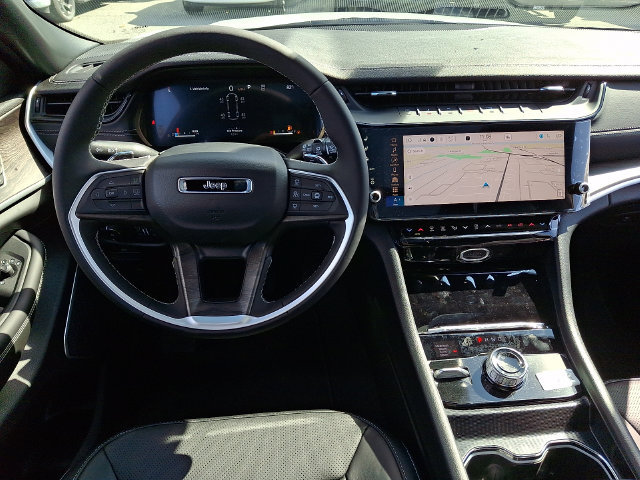 New 2027 Jeep Grand Cherokee L Limited AWD/4WD image 7