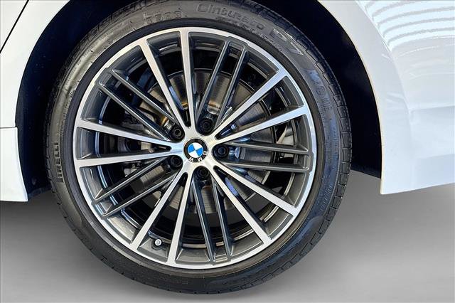 Used 2023 BMW 540i w/ Premium Package RWD image 30
