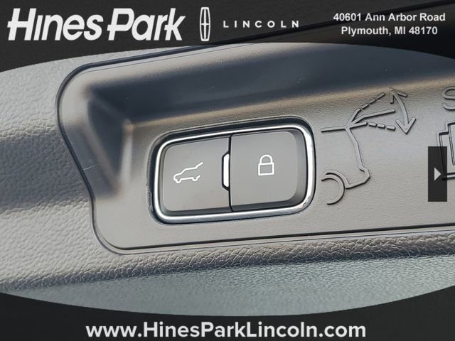 Used 2025 Ford Explorer ST w/ Sun And Sound Package image 8