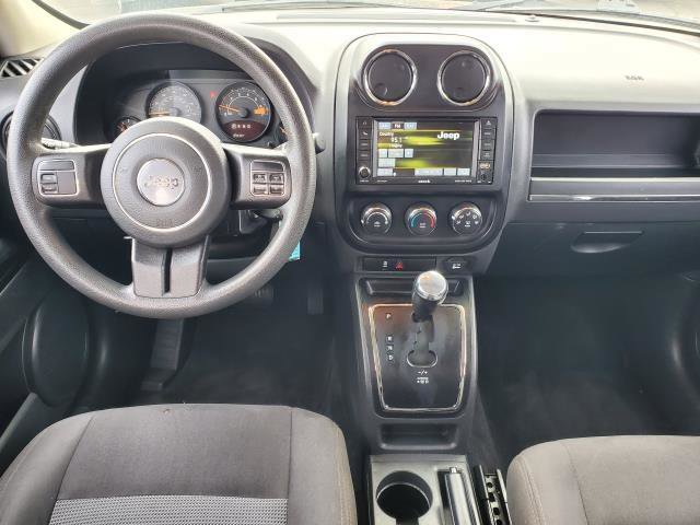 Used 2017 Jeep Patriot Sport w/ Power Value Group FWD image 17