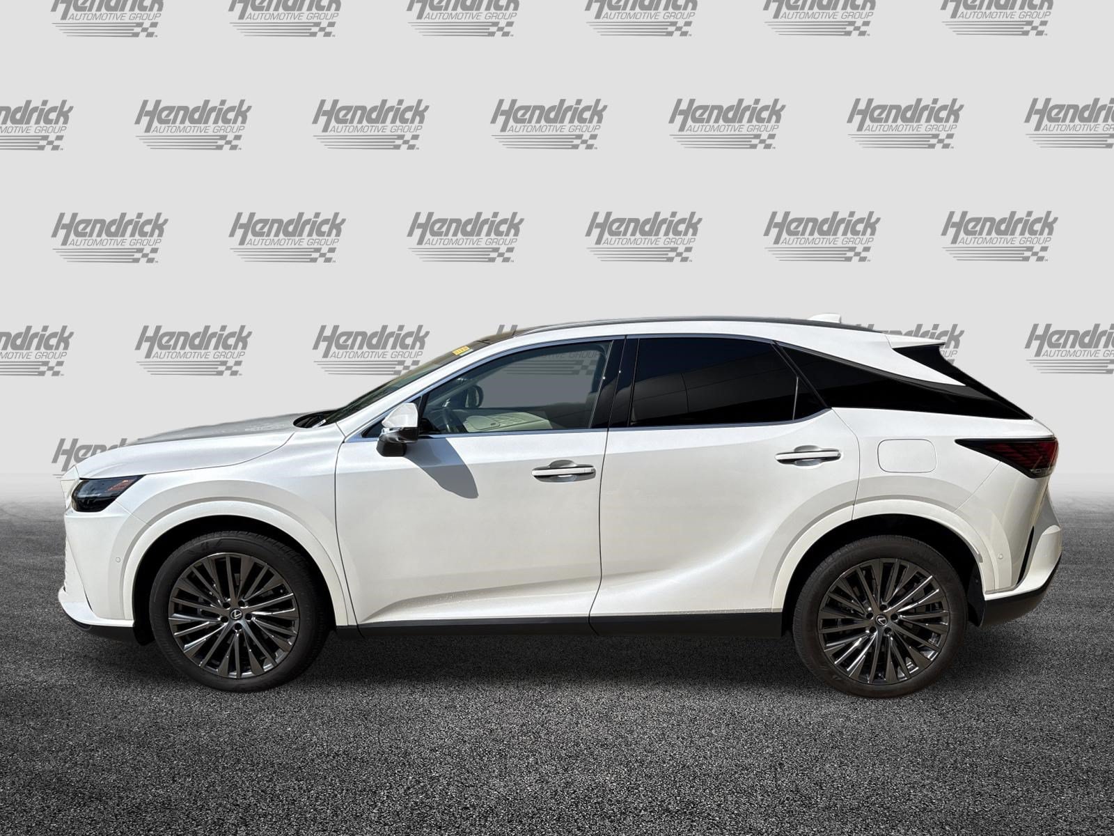 Used 2025 Lexus RX 350 w/ Convenience Package AWD/4WD image 7