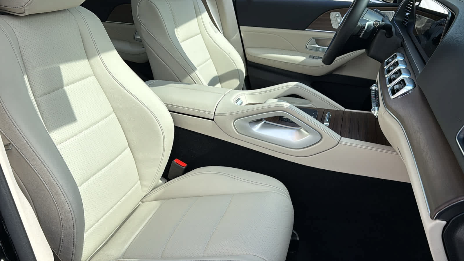 New 2026 Mercedes-Benz GLE 450 4MATIC image 37