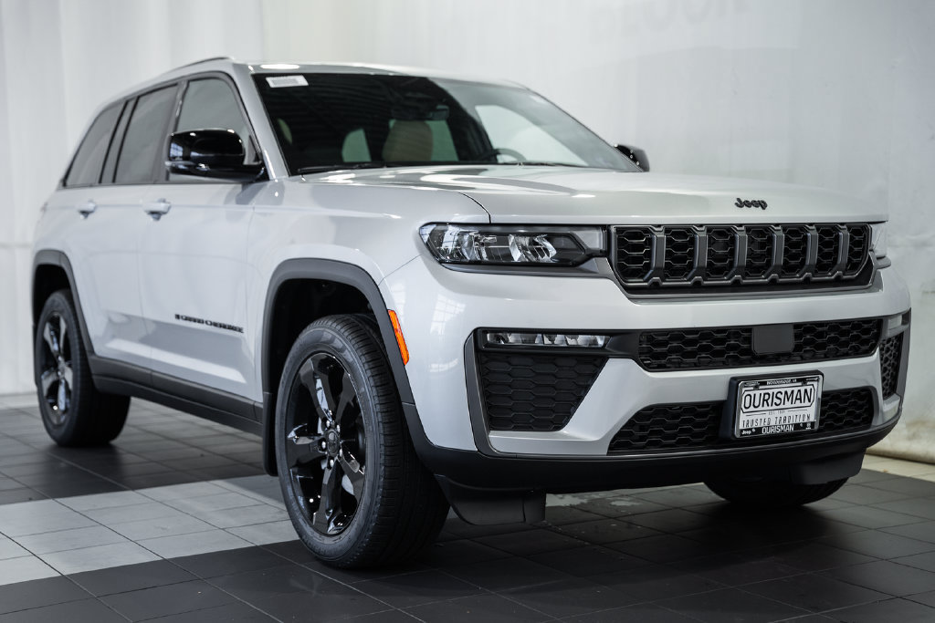 New 2026 Jeep Grand Cherokee Limited w/ Limited Altitude Package