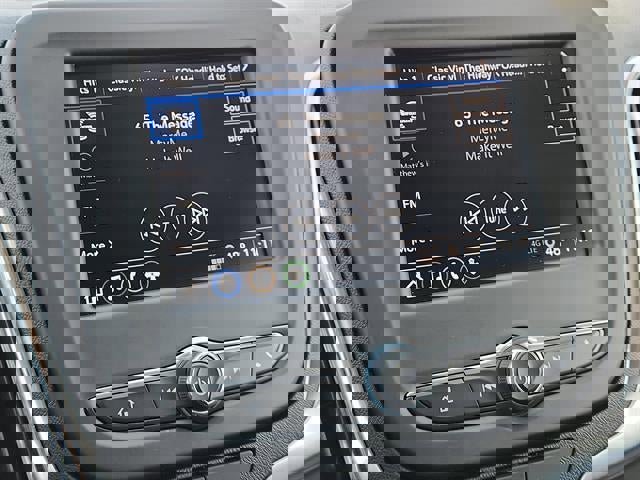 Used 2024 Chevrolet Equinox LT image 18