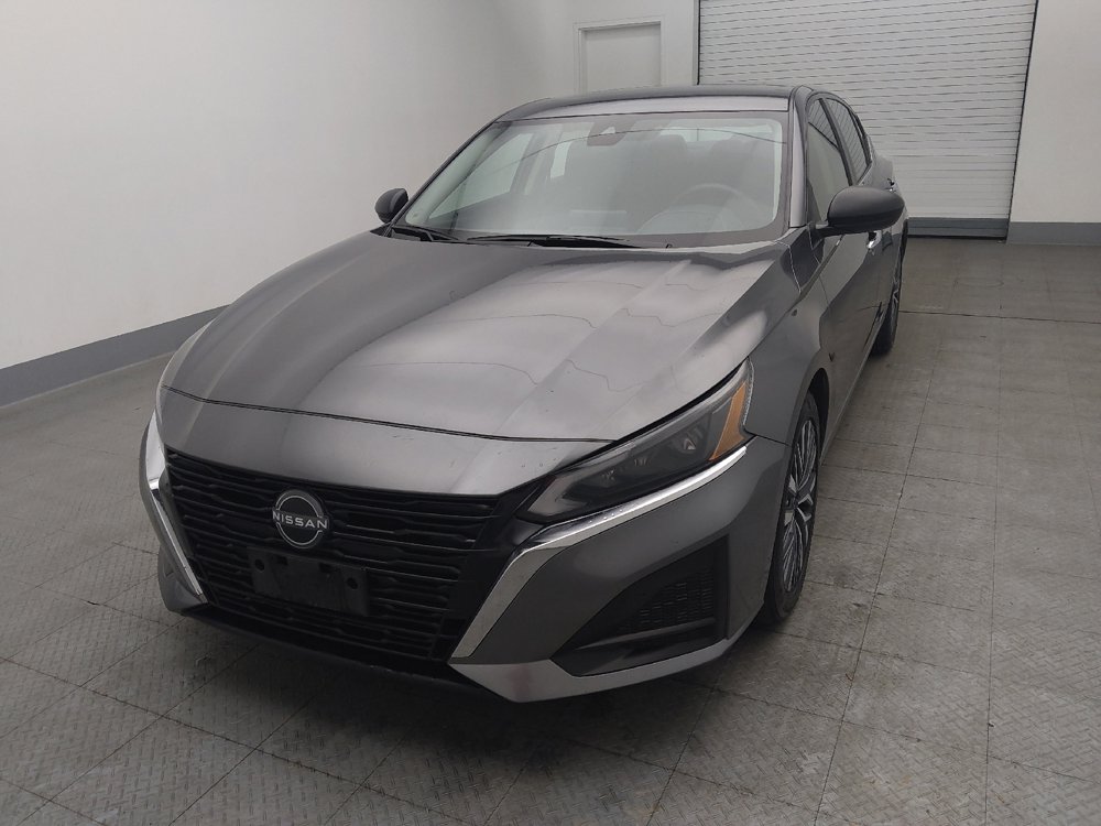 Used 2024 Nissan Altima 2.5 SV image 15