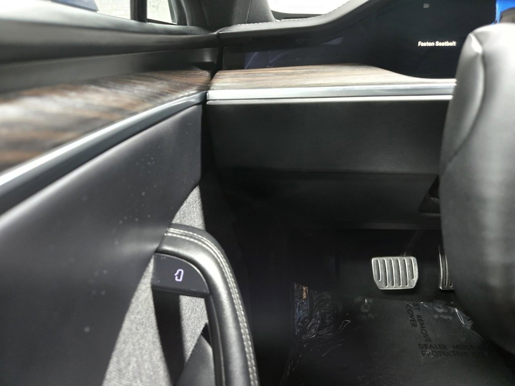 Used 2022 Tesla Model S image 13