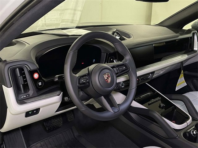 New 2026 Porsche Cayenne Coupe image 4