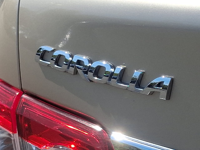 Used 2011 Toyota Corolla LE FWD image 29