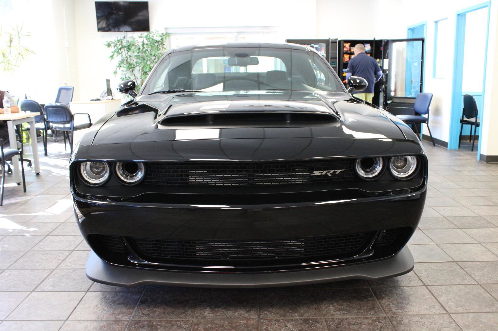 Used 2023 Dodge Challenger SRT Hellcat Redeye image 2