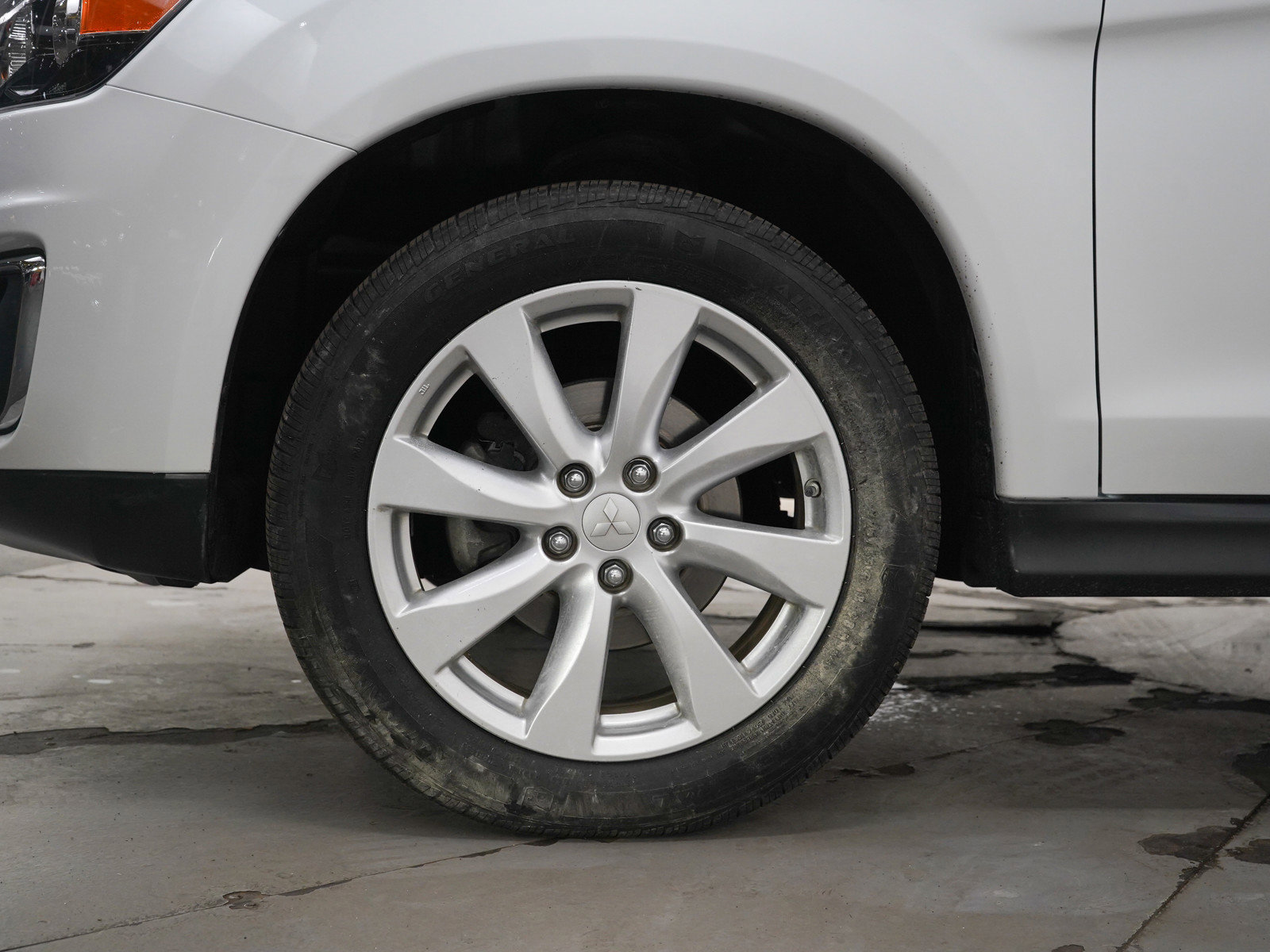 Used 2015 Mitsubishi Outlander Sport ES image 27