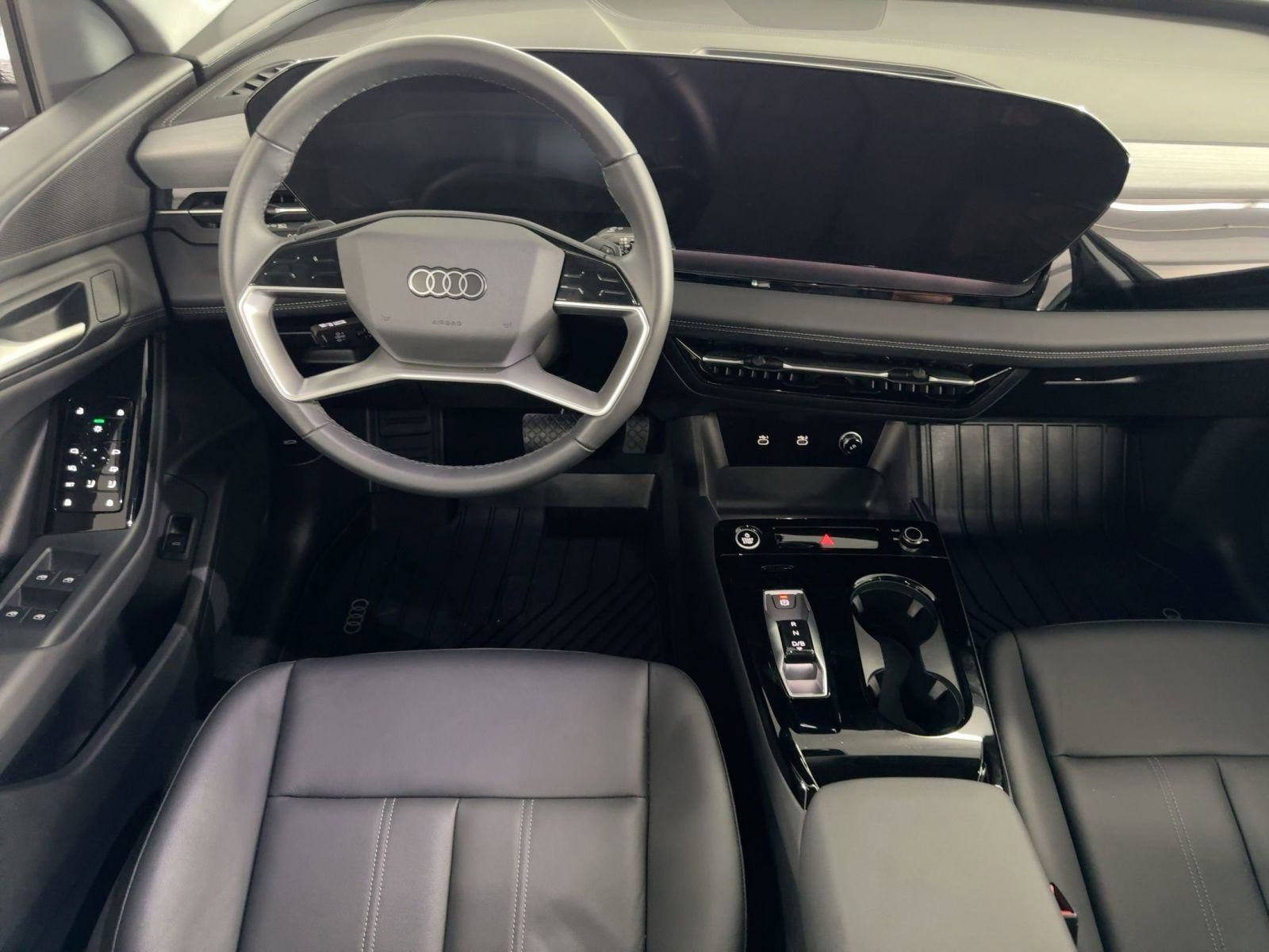 Used 2025 Audi Q6 e-tron Premium w/ Convenience Package image 28