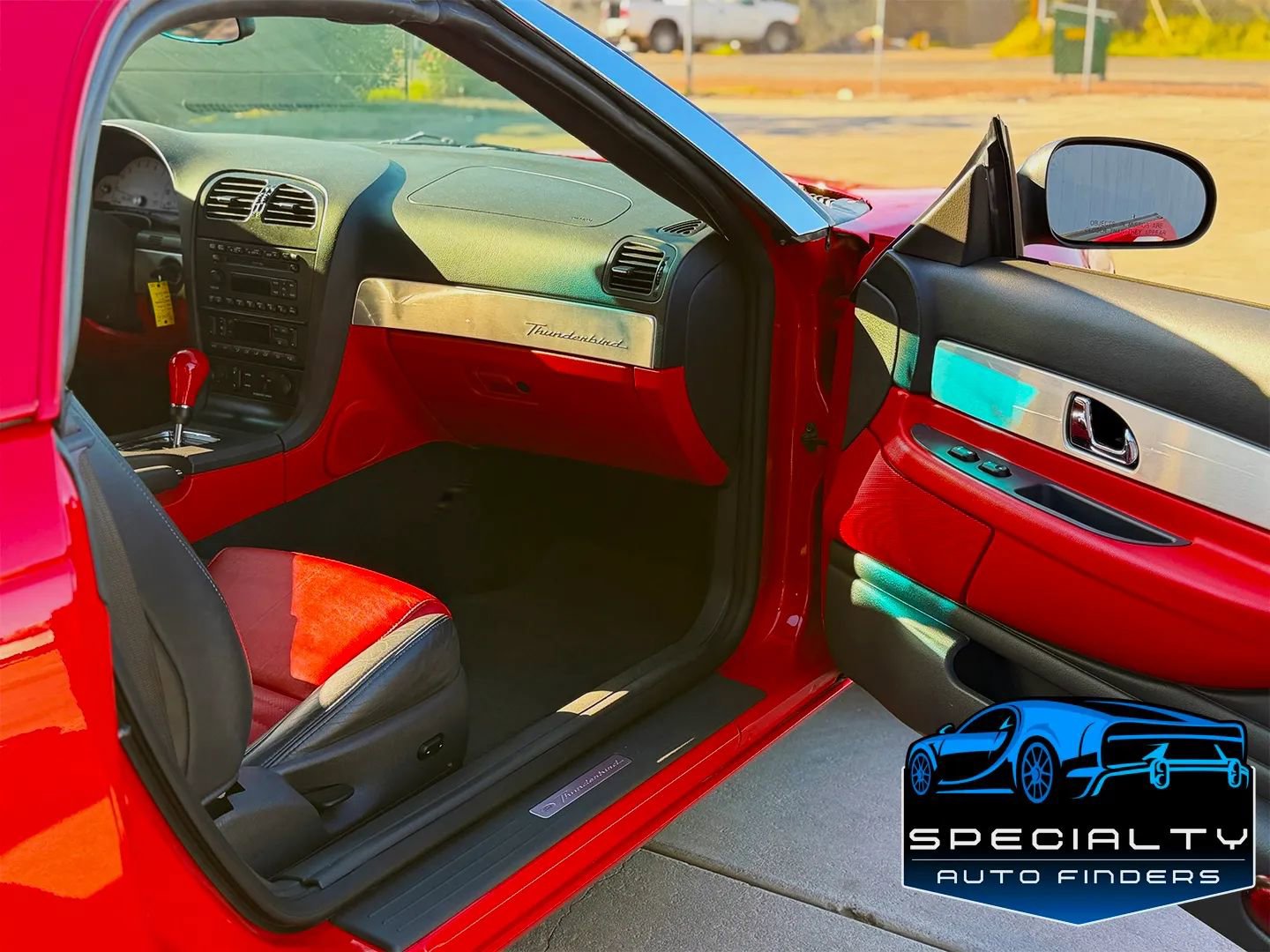 Used 2002 Ford Thunderbird image 12