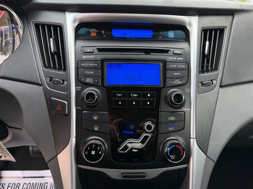 Used 2013 Hyundai Sonata GLS image 19