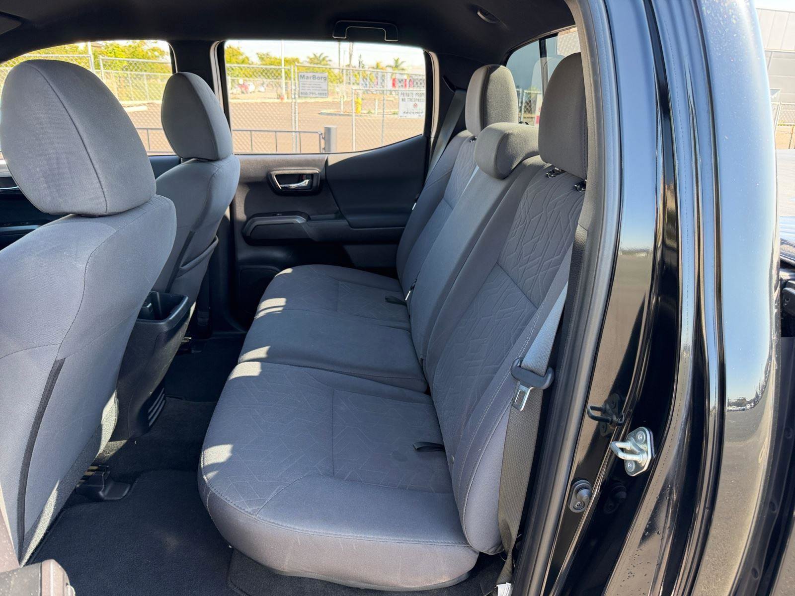 Used 2019 Toyota Tacoma TRD Off-Road AWD/4WD image 17
